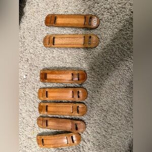 Louis Vuitton  Strap pad  B43